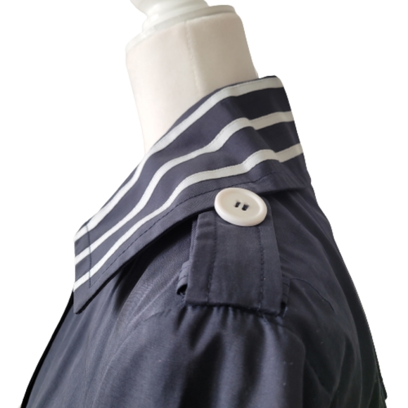 NWOT Women's Pelle Studio Contrast-Trim Belted Trench Coat, sz M - Picture 7 of 15